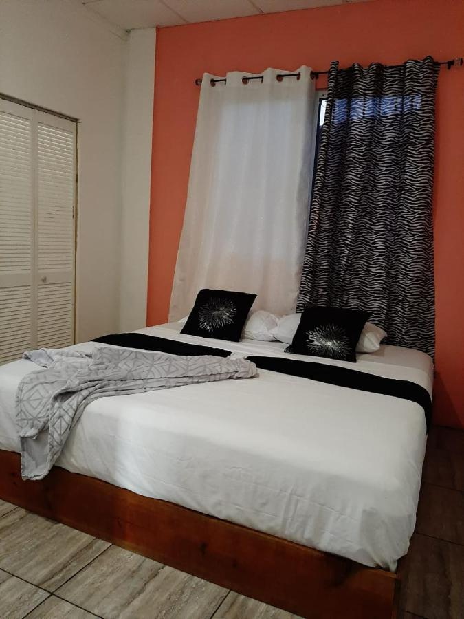 Saint Charles Inn, Belize Central America Пунта-Горда Экстерьер фото
